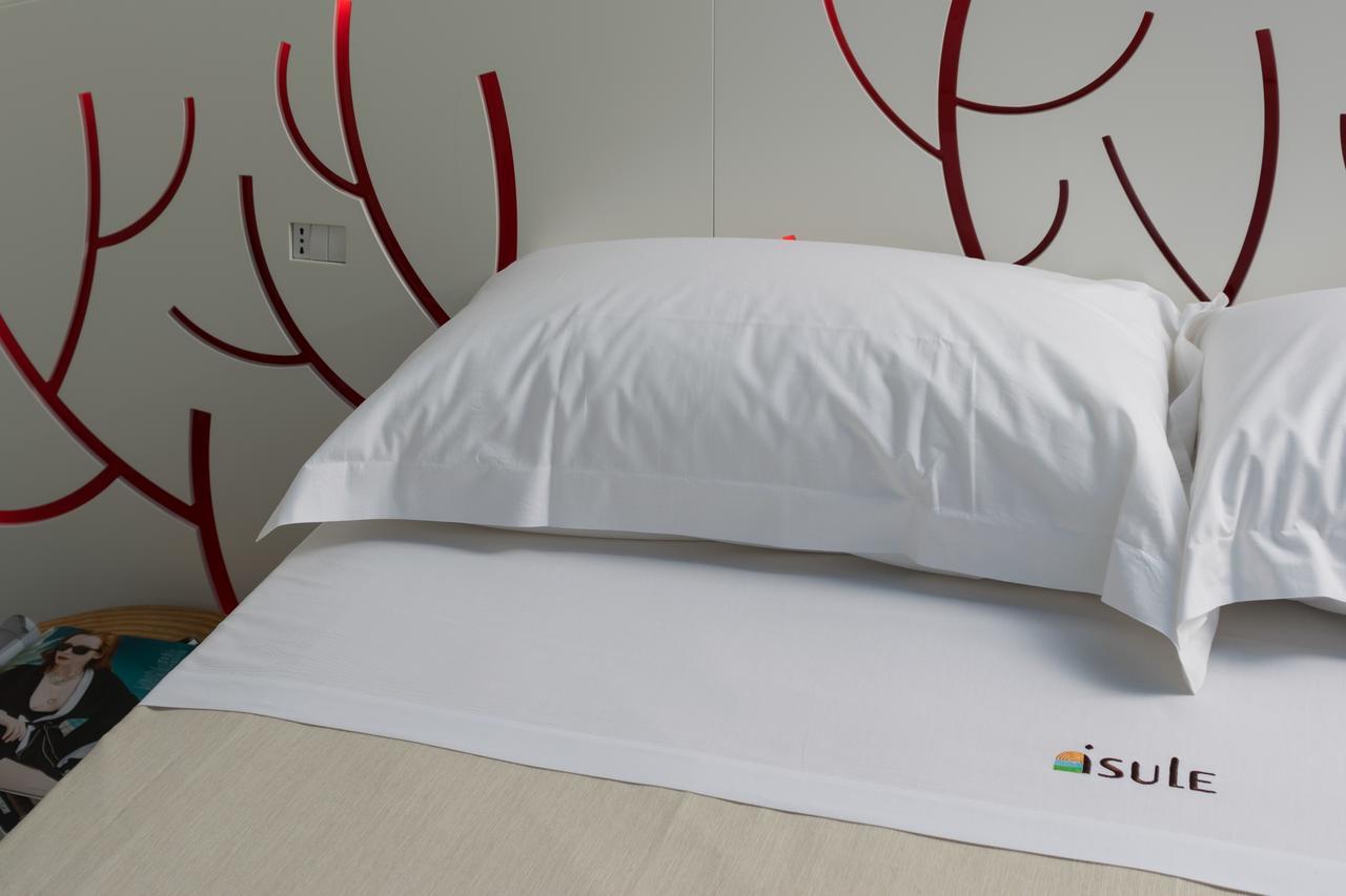 Isule & Breakfast Guest house 2*